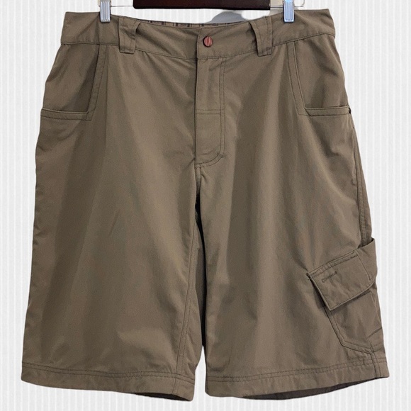 Lululemon Beige Midweight Cargo Shorts Size 36 - Picture 1 of 10